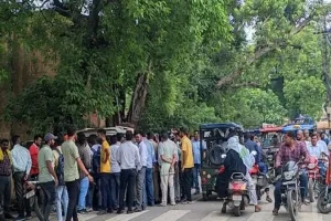 लव जिहादः अजय सिंह बन कोर्ट मैरिज करने दीवानी पहुंचा असलम, वकीलों ने जमकर धुना 