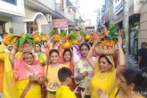 बरेली: कलश यात्रा के साथ श्रीमद्भागवत कथा ज्ञान यज्ञ शुरू