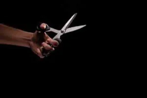 रुद्रपुर: युवकों पर कैंची से हमला करने वाले पिता-पुत्र पर रिपोर्ट दर्ज