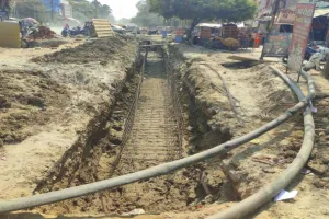 अयोध्या में मुसीबत बना निर्माण, भीषण गर्मी में रिकाबगंज से साहबगंज तक जलापूर्ति ठप 