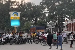 गोंडा : रईस को लेकर गोंडा पहुंची ATS, बंद कमरे में परिजनों से एक घंटे हुई पूछताछ 