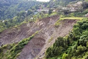 नैनीताल: बलियानाला भूस्खलन प्रभावितों को बीते 3 साल से नहीं मिला घरों का किराया