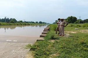 बहराइच: नहर में उतराता मिला युवक का शव, नहीं हो सकी पहचान