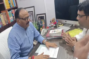 लखनऊ: जल्द पूरी होंगी स्वास्थ्यकर्मियों की मांगे, उपमुख्यमंत्री ने दिए निर्देश