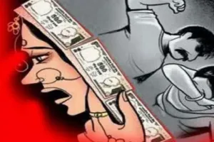 रामपुर : शर्मनाक! दहेज में नहीं दिए डेढ़ लाख रुपये तो पत्नी के अश्लील फोटो रिश्तेदारों को भेजें