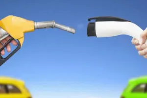 इलेक्ट्रिक वाहन इंजन की भावनात्मक गर्जना का मुकाबला नहीं कर सकते, क्या इससे कोई फर्क पड़ता है? 