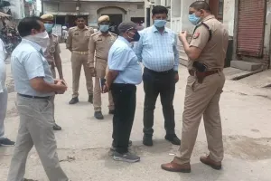 संभल :  हड्डी गोदामों पर छापे, 14 पर एफआईआर... अधिकारियों ने ईओ से मांगी रिपोर्ट