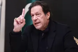 तोशाखाना मामले में रोक नहीं लगाने के अदालत के फैसले के खिलाफ सुप्रीम कोर्ट पहुंचे इमरान खान