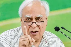 सिब्बल ने प्रधानमंत्री मोदी पर साधा निशना, बोले- जो ‘चुप’ थे वे मणिपुर पर ‘राजनीति कर रहे थे’