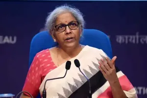 विभिन्न चुनौतियों से निपटने के लिए समन्वित अंतरराष्ट्रीय प्रयासों की जरूरत : सीतारमण 