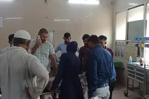 बहराइच: शटडाउन में  शुरू कर दी बिजली सप्लाई, करंट लगने से झुलसा बिजली कर्मी