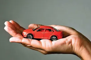 रुद्रपुर: फॉर्चूनर गाड़ी दिखाकर लगाया साढ़े नौ लाख का चूना