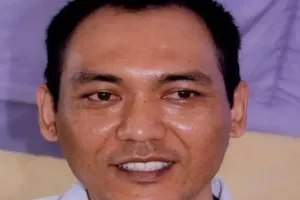 यूपी कैडर के आईएएस रिग्जियान सैंफिल ने मांगा वीआरएस, 2003 बैच के हैं अधिकारी