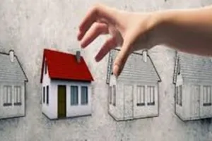 बरेली: दबंगों ने विधवा महिला के बंद पड़े घर पर किया कब्जा, मुकदमा दर्ज 