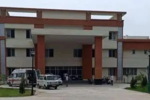 बरेली: 300 बेड अस्पताल के आवासों पर पुलिस का कब्जा, आला अफसरों को नहीं जानकारी