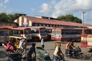 बरेली: प्रमुख सचिव के जाने के बाद सेटेलाइट बस अड्डे पर फिर से खेल शुरू
