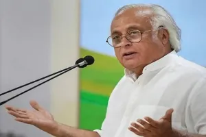 कांग्रेस ने केंद्र पर किया हमला, कहा-  मोदी सरकार में निजी निवेश और व्यापक उपभोग पटरी से उतरे 