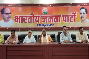 मिस्ड काल अभियान को गति देना कार्यकर्ताओं की जिम्मेदारी : लल्लू सिंह 