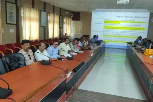 लखनऊ : बच्चों और गर्भवती के टीकाकरण के लिए चलेगा मिशन इंद्रधनुष अभियान, घर-घर जाकर होगा सर्वे