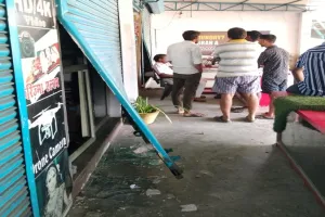 हरदोई: तीन दुकानों का शटर तोड़कर हजारों की चोरी, दुकानदारों आक्रोश 
