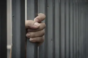 हल्द्वानी: बैंक मैनेजर के घर लाखों की चोरी, मुकदमा 3 माह बाद