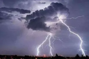 उत्तरकाशी: आकाशीय बिजली की चपेट में आए मां-बेटी 