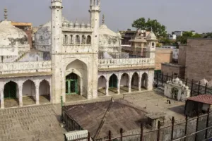 ज्ञानवापी में ASI सर्वे करवाए जाने के फैसले के खिलाफ सुप्रीम कोर्ट जाएगा मुस्लिम पक्ष