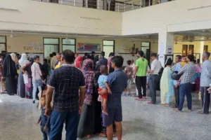 बरेली: ओपीडी में उमड़ी मरीजों की भीड़, टूटा रिकार्ड