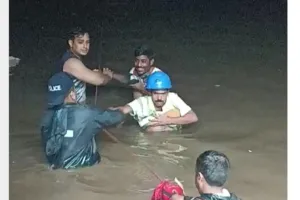 कर्णप्रयाग:  ऋषिकेश-कर्णप्रयाग रेल लाइन परियोजना की निर्माणाधीन टनल में भरा पानी, 100 से ज्यादा मजदूर सुरंग में फंसे