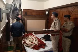 नैनीताल: मुरादाबाद की पर्यटक का शव नैनीताल के होटल से बरामद, पति का मोबाइल स्विच ऑफ