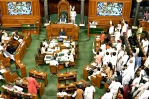 लोकसभा में कांग्रेस नेता अधीर रंजन चौधरी के निलंबन पर हंगामा, लोकसभा की बैठक अनिश्चितकाल के लिए स्थगित