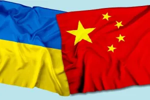 चीन ने यूक्रेन में जारी संघर्ष समाप्त करने का किया आह्वान, बोले- दोनों पक्षों को अंतरराष्ट्रीय मानवीय कानून का करना चाहिए सख्ती से पालन 