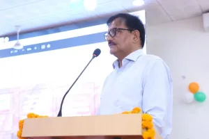 बरेली: मेरी माटी मेरा देश की मिट्टी को नमन करने का शुभ अवसर पर करें शहीदों को नमन- डीएम 