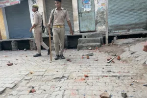 बरेली: कांवड़ियों पर लाठीचार्ज...एडीजी ने साढ़े सात बजे सुबह SSP को बताया था अलर्ट रहो हो जाएगा दंगा, जानिए मामला