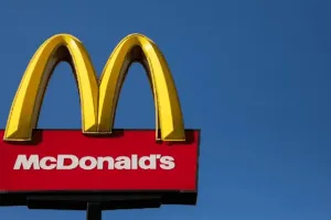 मैकडॉनल्ड्स ने मुंबई में खोला अपना पहला ‘Drive Thru Restaurant’, 24 घंटे रहेगा खुला
