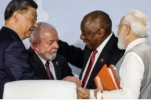 चीन के राष्ट्रपति शी ने मोदी से कहा- भारत-चीन संबंधों में सुधार साझा हितों को पूरा करता है