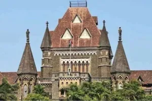 आत्म सम्मान के खिलाफ नहीं कर सकता काम, बीच अदालत में इस जज ने कर दिया इस्तीफे का ऐलान