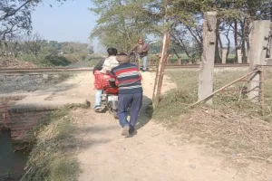 अयोध्या: 50 हजार की आबादी को 20 साल से रेलवे फाटक का इंतजार.. 