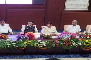 केजीएमयू : कुलपति के फेयरवेल प्रोग्राम में भावुक हुये टीचर, 21 साल में पहली बार किसी वीसी को इस तरह दी गई विदाई