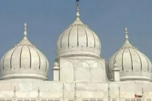 बरेली: तकी मियां के कलाम को गाने के रूप में पेश कर दी अकीदत