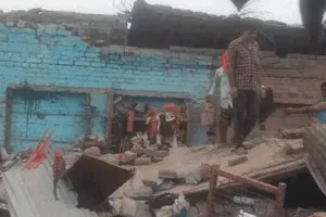 लखीमपुर-खीरी: गैस सिलिंडर फटने से मकान ढहा, मां-बेटे की मौत