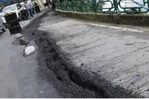 नैनीताल की माल रोड पर फिर पड़ी 10 मीटर से अधिक लंबी दरार