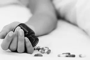 लखनऊ: प्रताड़ना से तंग होकर कक्षा सात की छात्रा ने की खुदखुशी, आरोपी किशोर ने भी खाया जहर