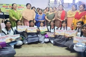 राखियां बनाने के हुनर से छात्राओं में उद्यम के अवसर : डॉ लीना मिश्र