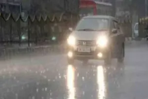 बरेली: तीन दिन तक गरज के साथ तेज बारिश का पूर्वानुमान, 6-8 किलोमीटर प्रति घंटे की रफ्तार से चल सकती हैं हवाएं 