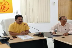 सतर्कता के साथ टीकाकरण से लंपी रोग पर लगेगा अंकुश: जिलाधिकारी