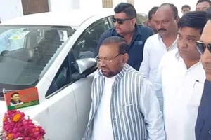 रायबरेली: स्वामी प्रसाद मौर्य के करीबी ने विद्युत उपकेंद्र में की तोड़फोड़, कर्मचारियों को पीटा