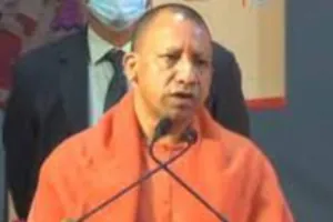 राष्ट्रीय पोषण माह : CM योगी ने 1359 आंगनबाड़ी सेंटर का किया लोकार्पण, कहा - UP में खत्म हुआ कुपोषण 