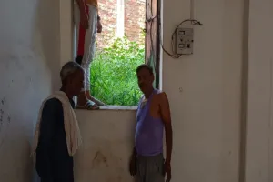 हरदोई : एक ही रात में तीन जगह चोरी की वारदात, सीसीटीवी में कैद हुई घटना  