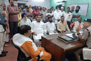 रुद्रपुर: लापता युवक की बरामदगी को लेकर एएसपी का किया घेराव